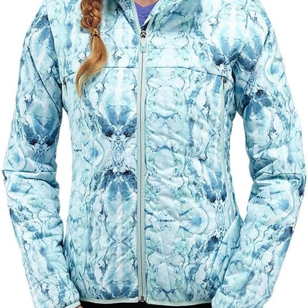 Women’s light puffer Merrell Inertia jacket (medium) Packs into neck pillow!